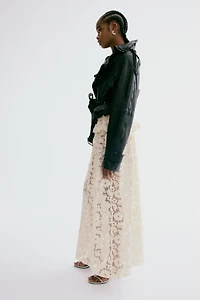 Jupe midi en dentelle