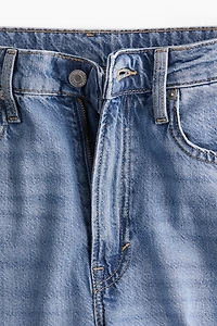 Curvy Fit Feather Soft Wide Ultra High Jeans