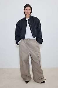 Haut chaud près du corps