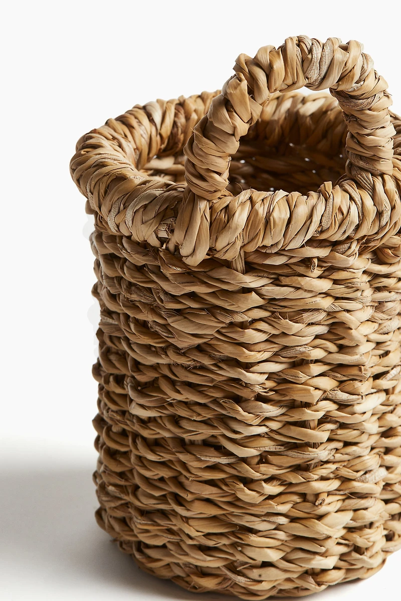 Small Seagrass Wall Storage Basket