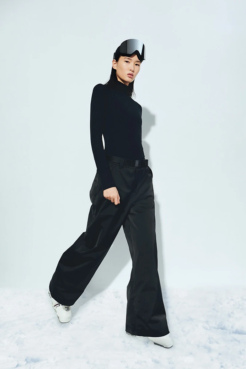 Padded Baggy Ski Pants with StormMove™