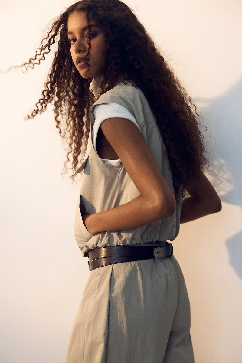 Sleeveless Utility Shirt