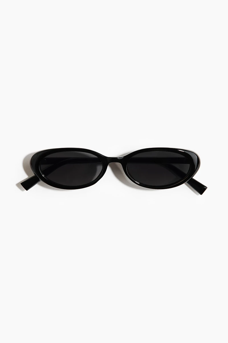 Slim sunglasses