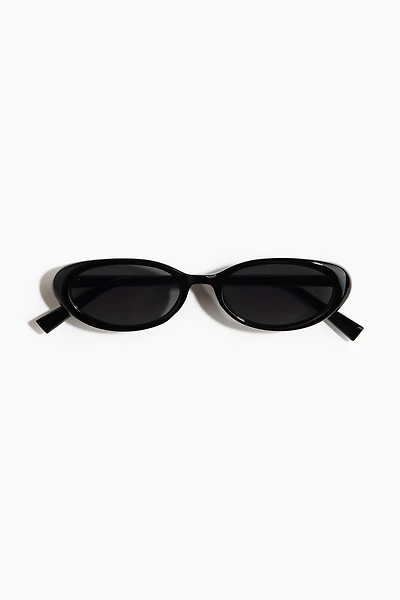 Slim sunglasses