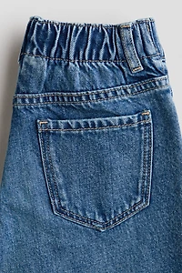 Loose-Fit Barrel Jeans