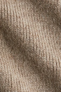 Robe en tricot avec col cheminée