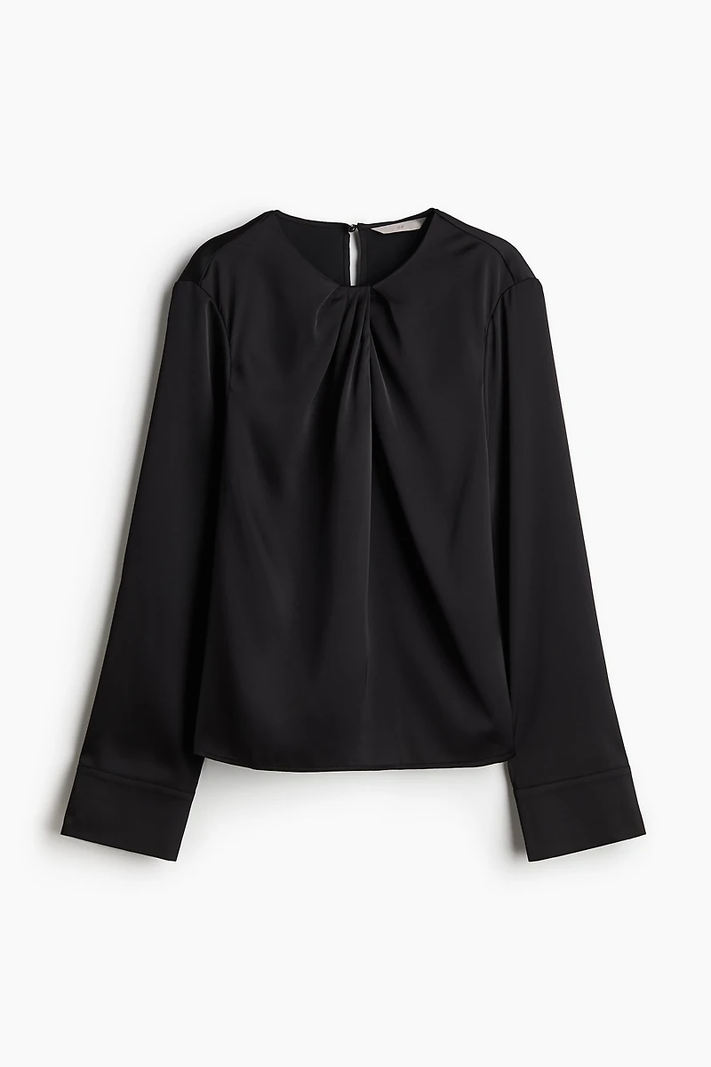 Blouse en satin avec détail plissé