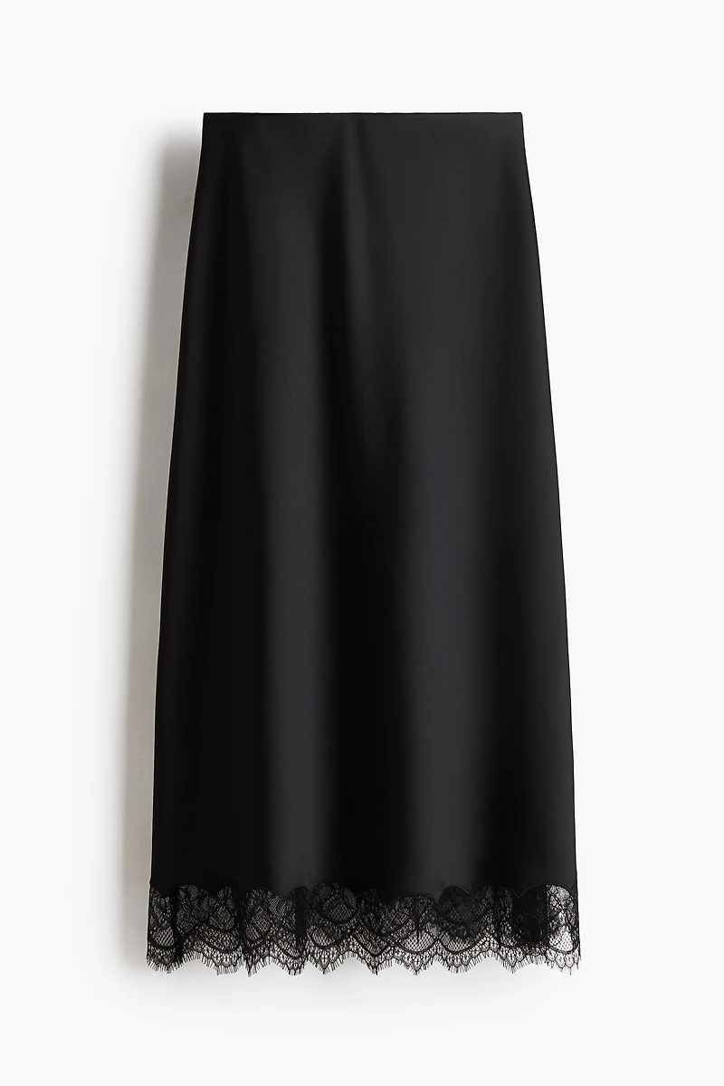 Jupe en satin avec dentelle