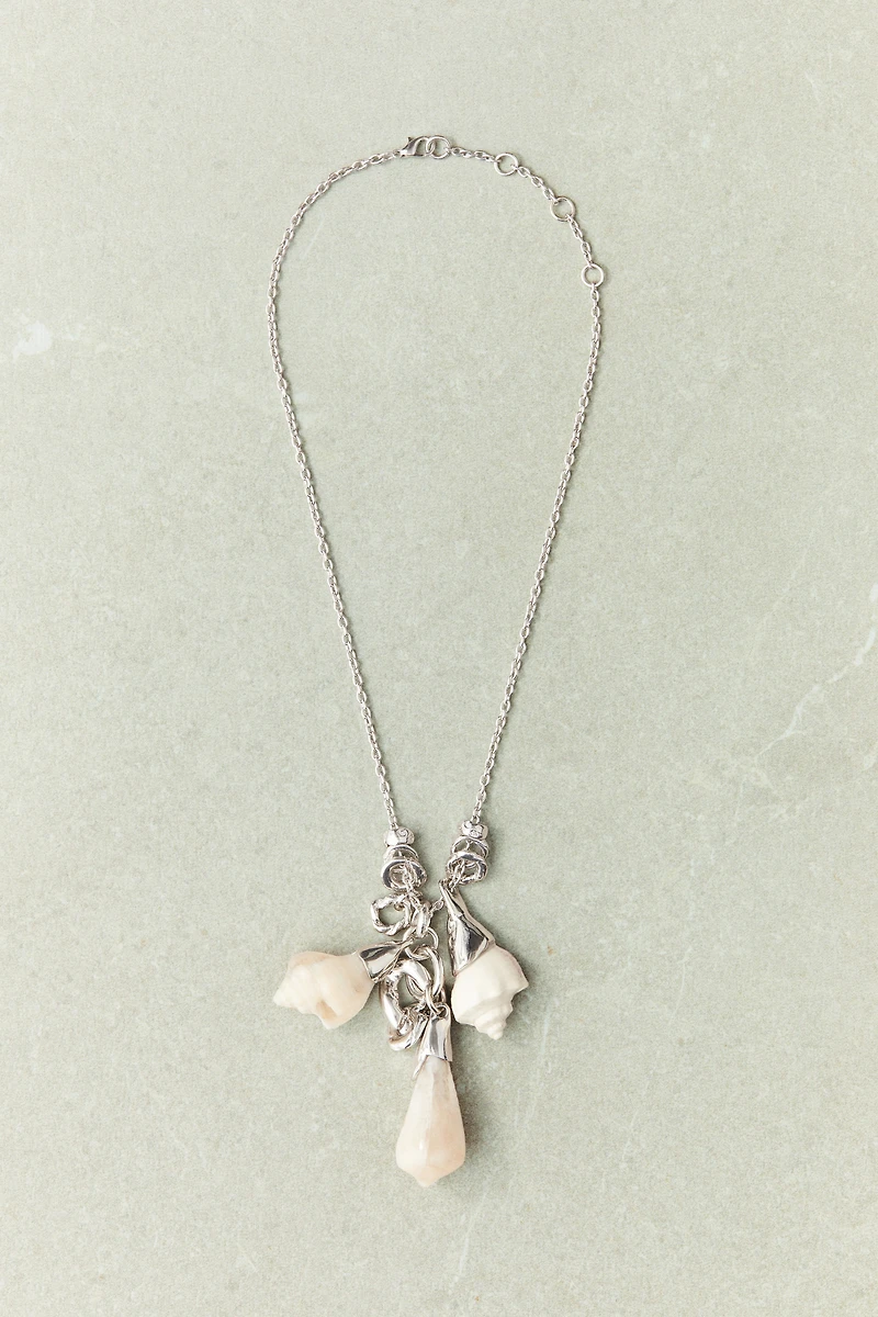 Seashell-Pendant Necklace