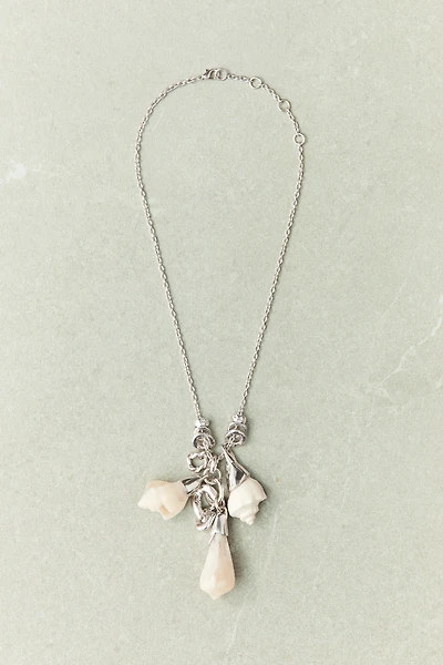Seashell-Pendant Necklace