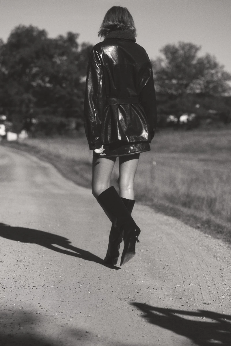 Veste en tissu enduit avec ceinture