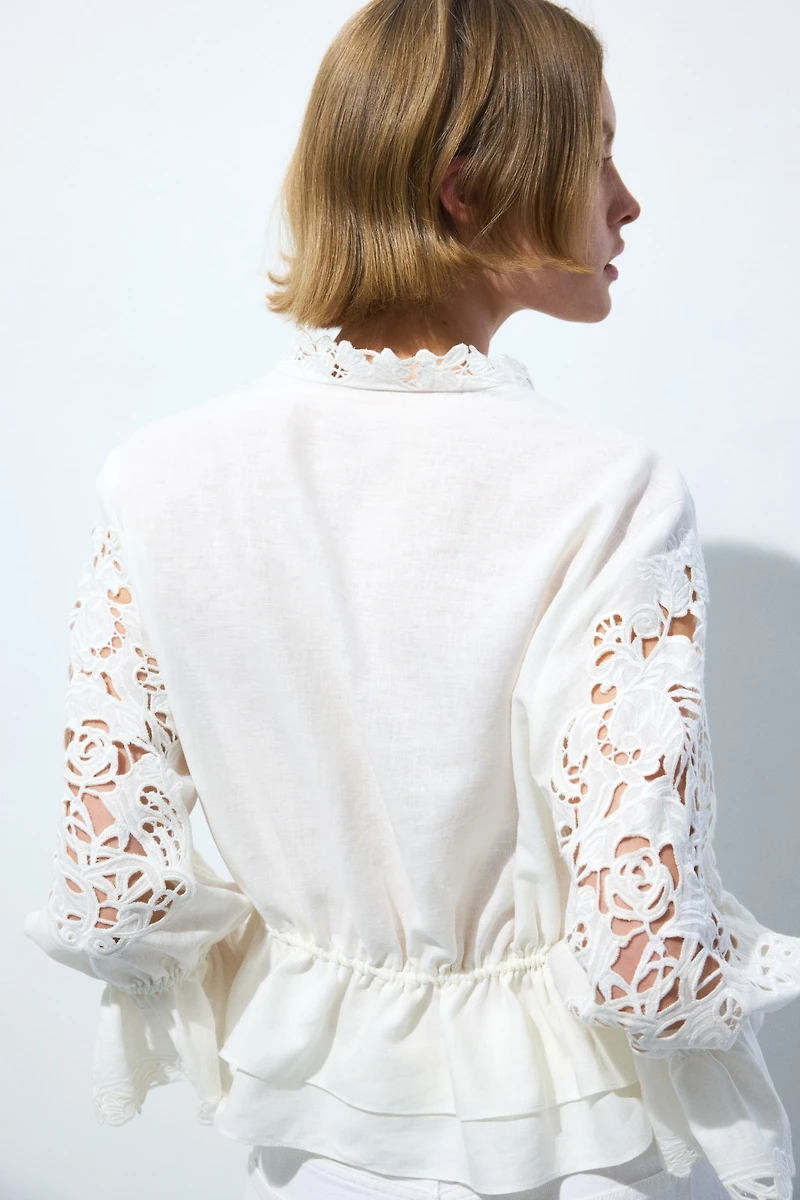 Blouse en lin mélangé avec broderie anglaise