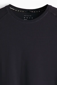 Muscle Fit Sports T-Shirt with DryMove™