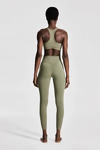 Ankle-Length Sports Leggings with SoftMove™