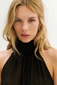 Frill-trimmed bow-collar top