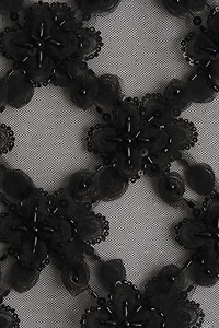 Haut ornementé en filet