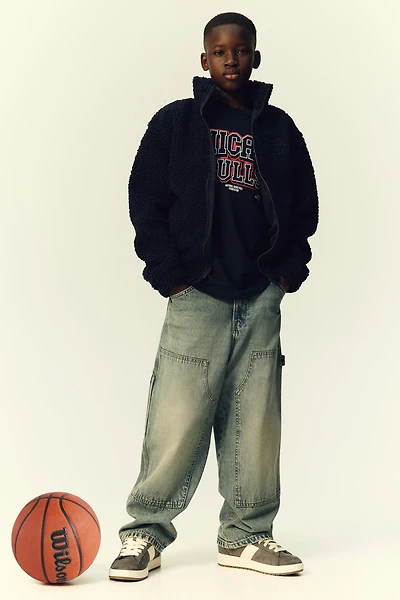 Veste en polar avec appliqués