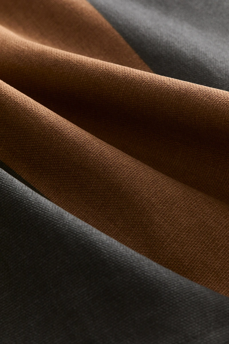 Water-Repellent Tablecloth