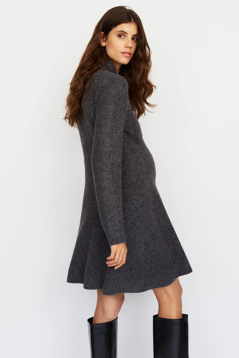 MAMA Long-Sleeved Dress
