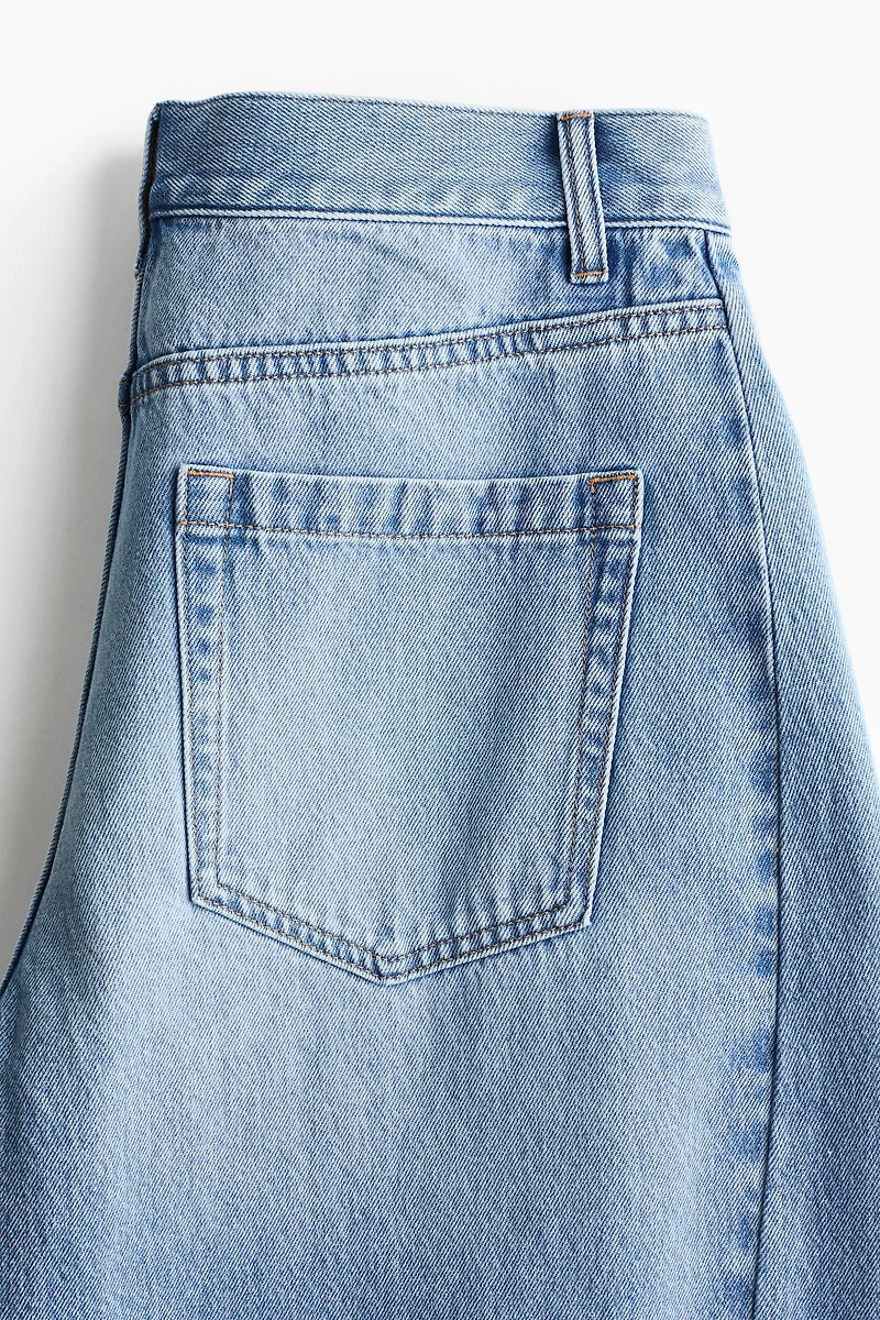 Barrel Regular Waist Jeans