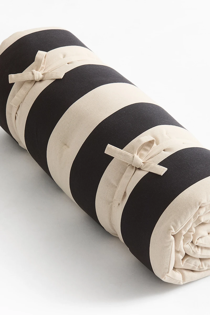 Water-Repellent Beach Mattress