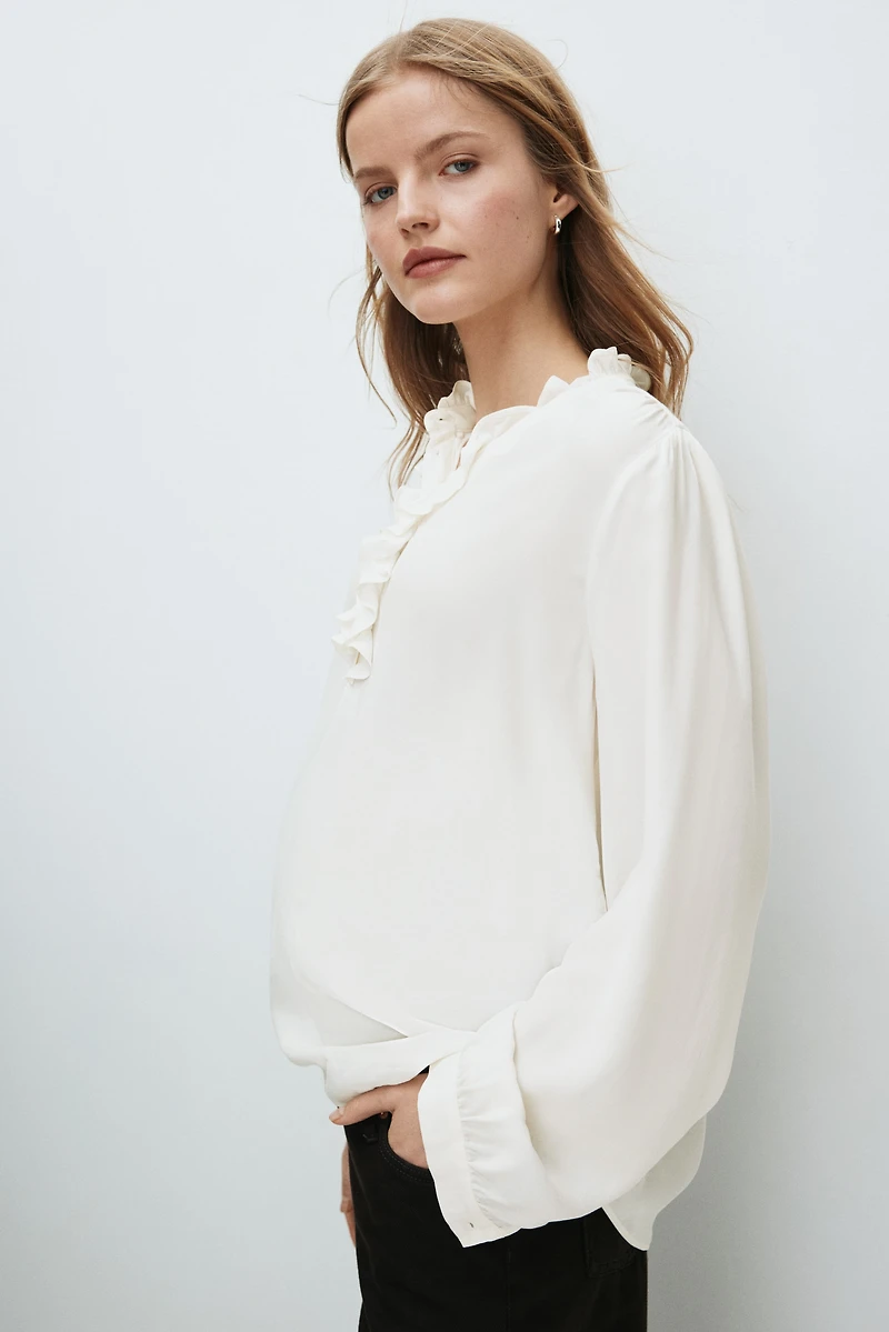 MAMA Ruffle-Collar Blouse