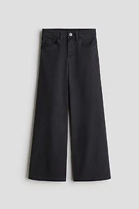 Pantalon à jambes larges en sergé