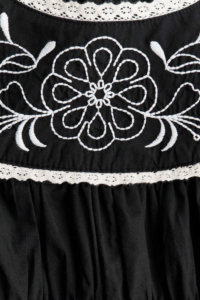 Embroidered poplin dress