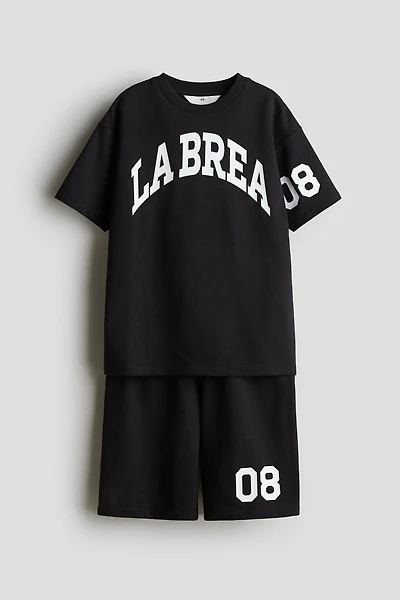 2-Piece T-Shirt and Shorts Set