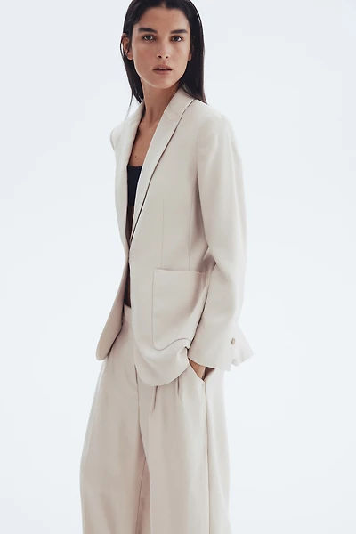 Fitted Blazer