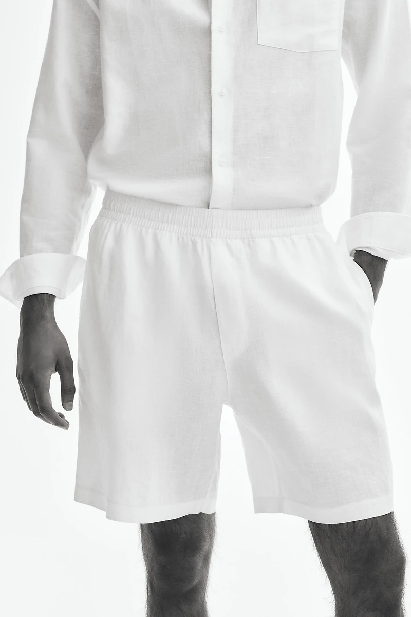 Relaxed-Fit Linen Shorts