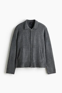 Chandail classique avec col