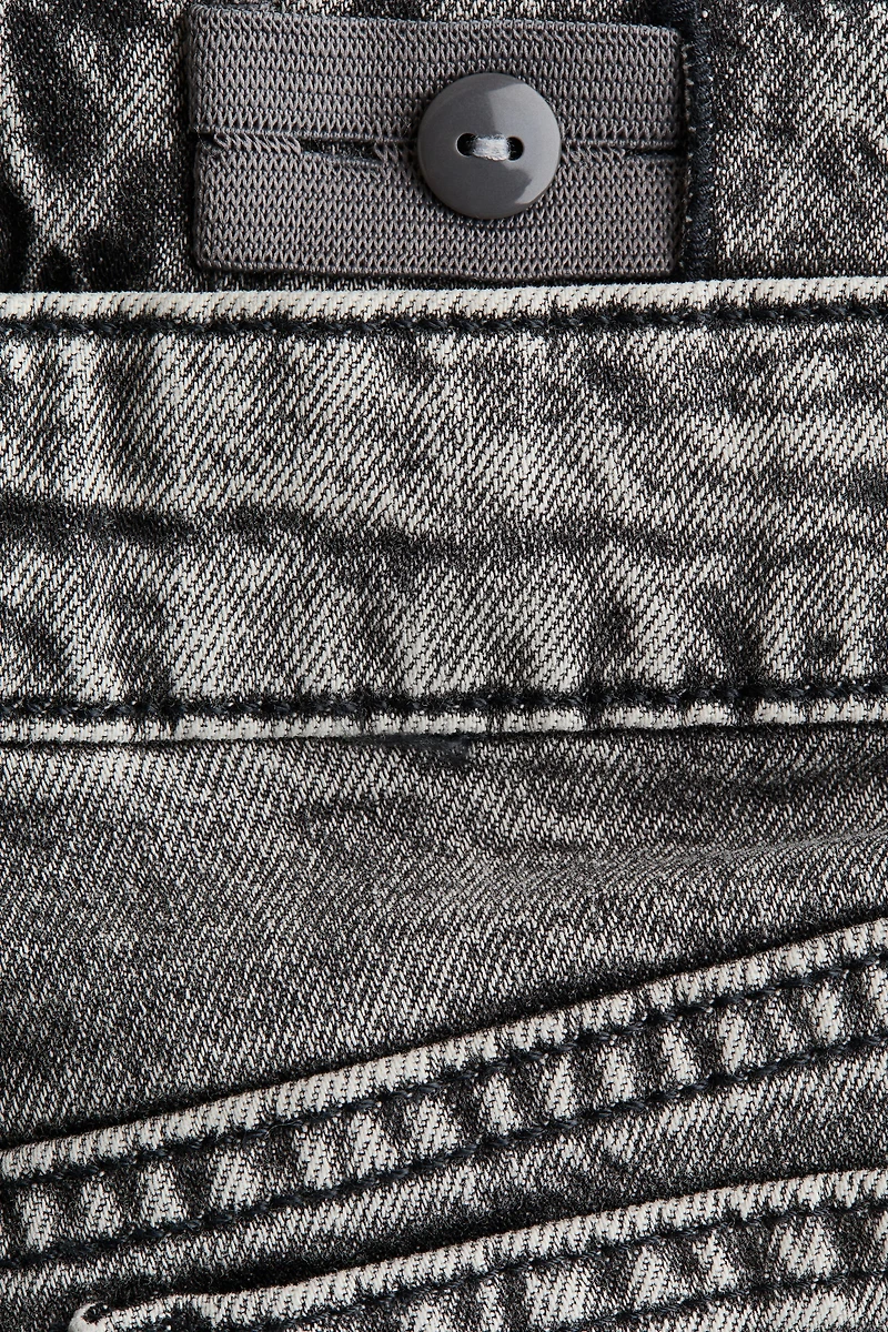 Comfort Stretch Slim-Fit Jeans