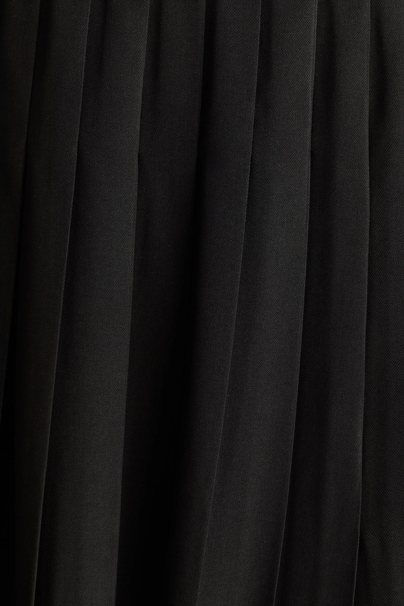 Pleated Skirt