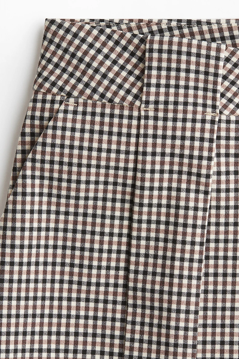 Mini short plissé devant