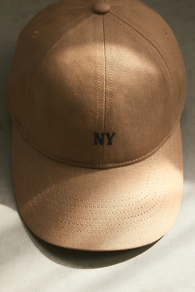 Casquette en sergé avec motif brodé