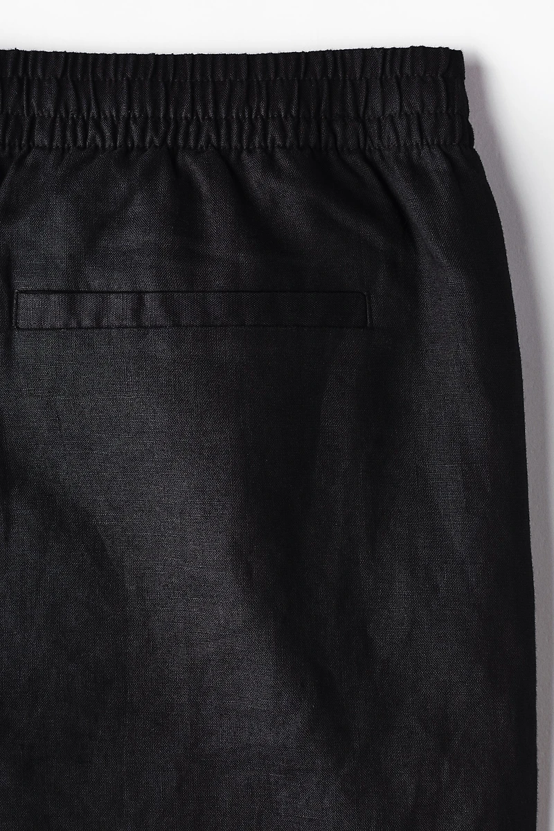 Relaxed-Fit Linen Shorts