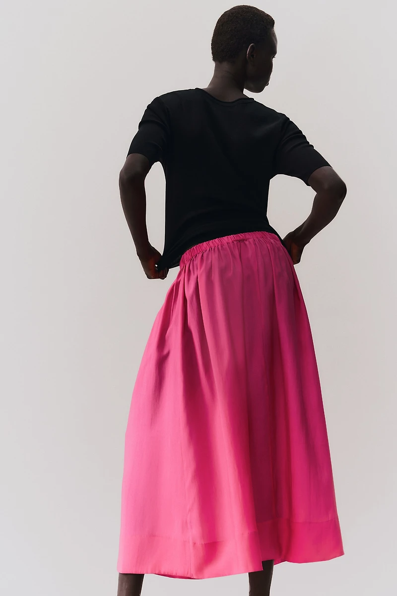 Voluminous Skirt