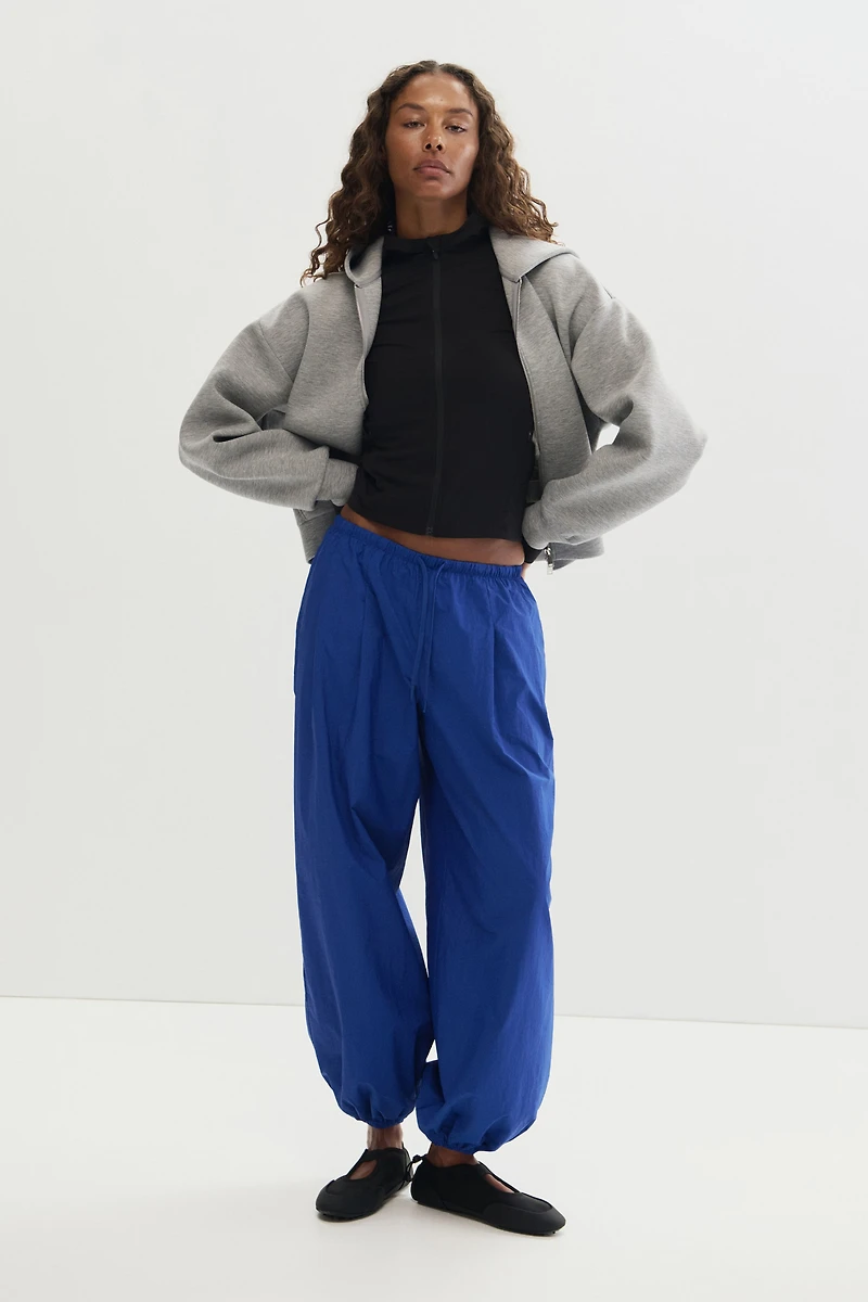 Water-Repellent Balloon-Leg Sports Pants