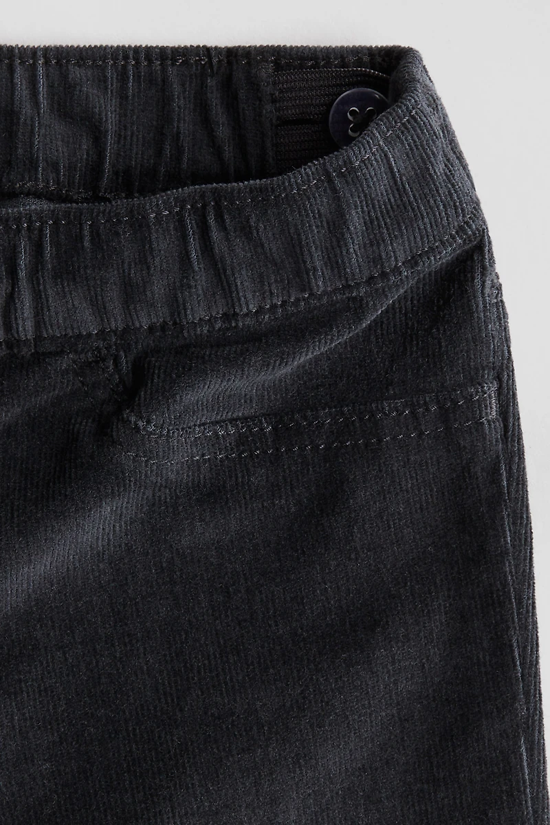 Skinny Fit Corduroy Pants