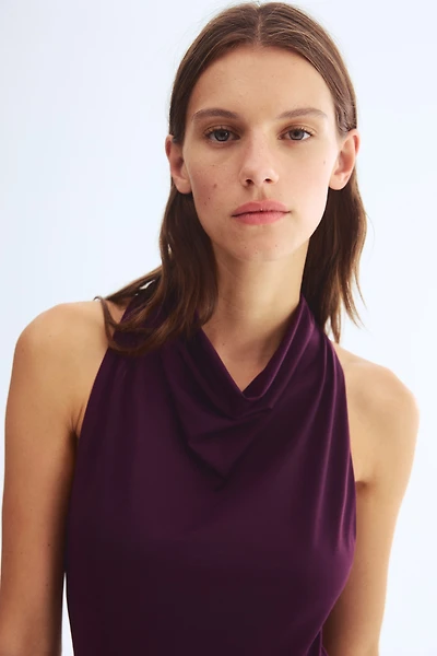 Cowl-neck body