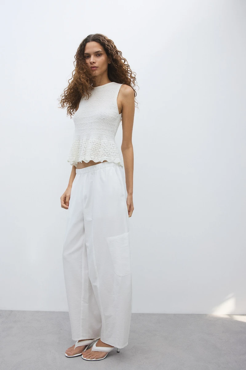 Balloon-Leg Cargo Pants