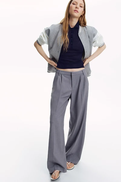 Pantalon de tailleur à jambes larges