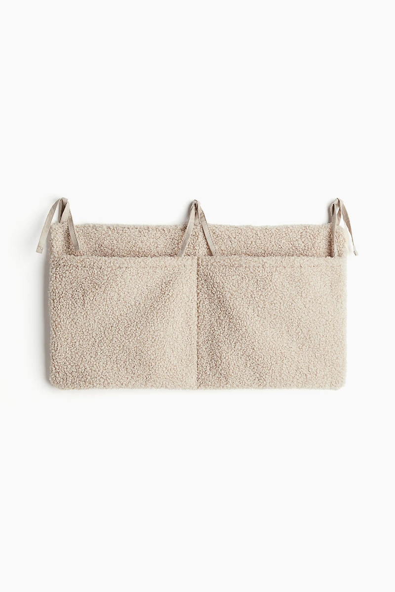 Fluffy Wall-hanging Storage