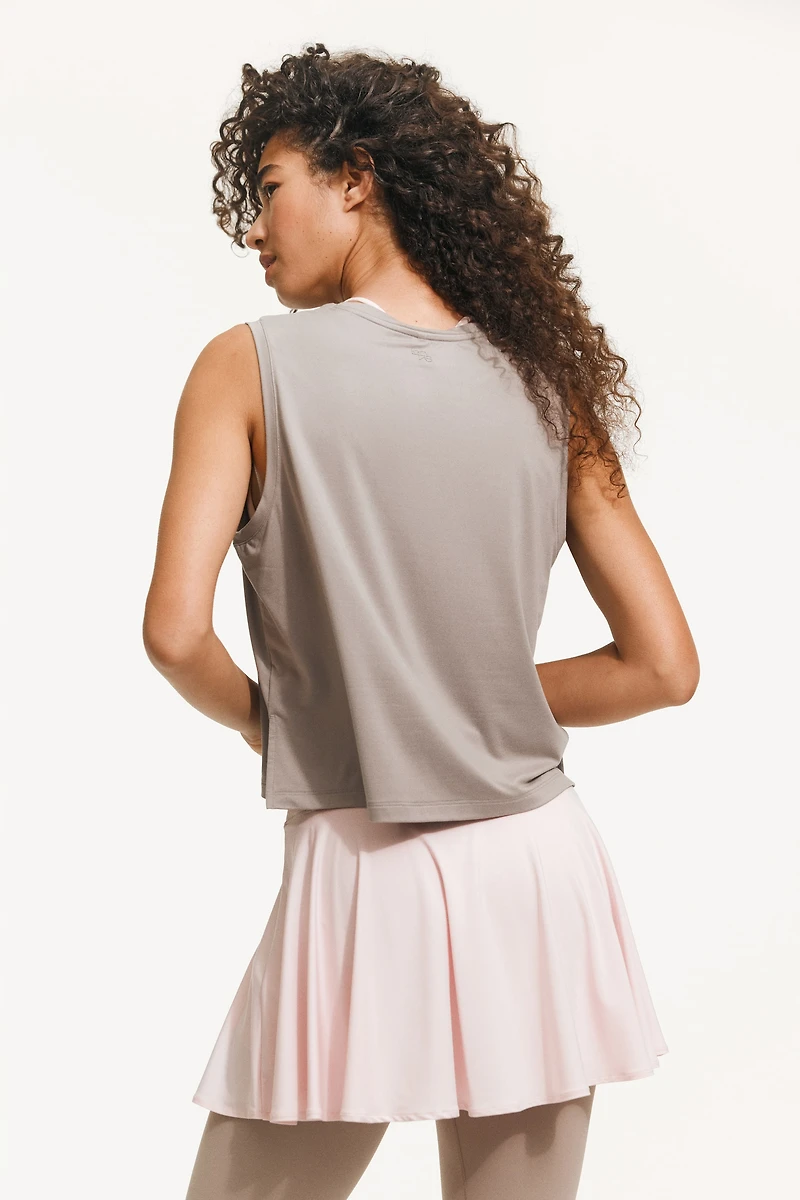 Boxy Sports Tank Top with DryMove™