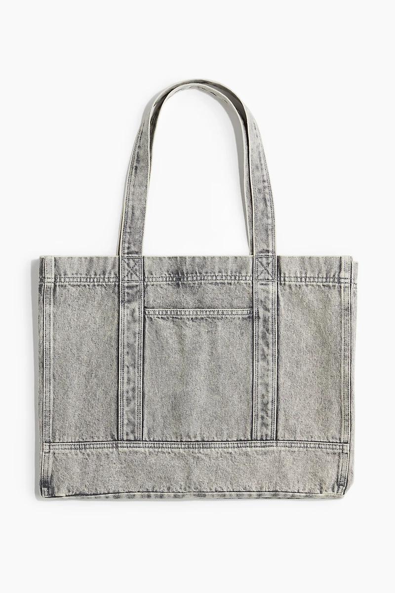Cabas en denim à l'aspect délavé