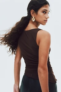 Haut sans manches en voile à effet drapé