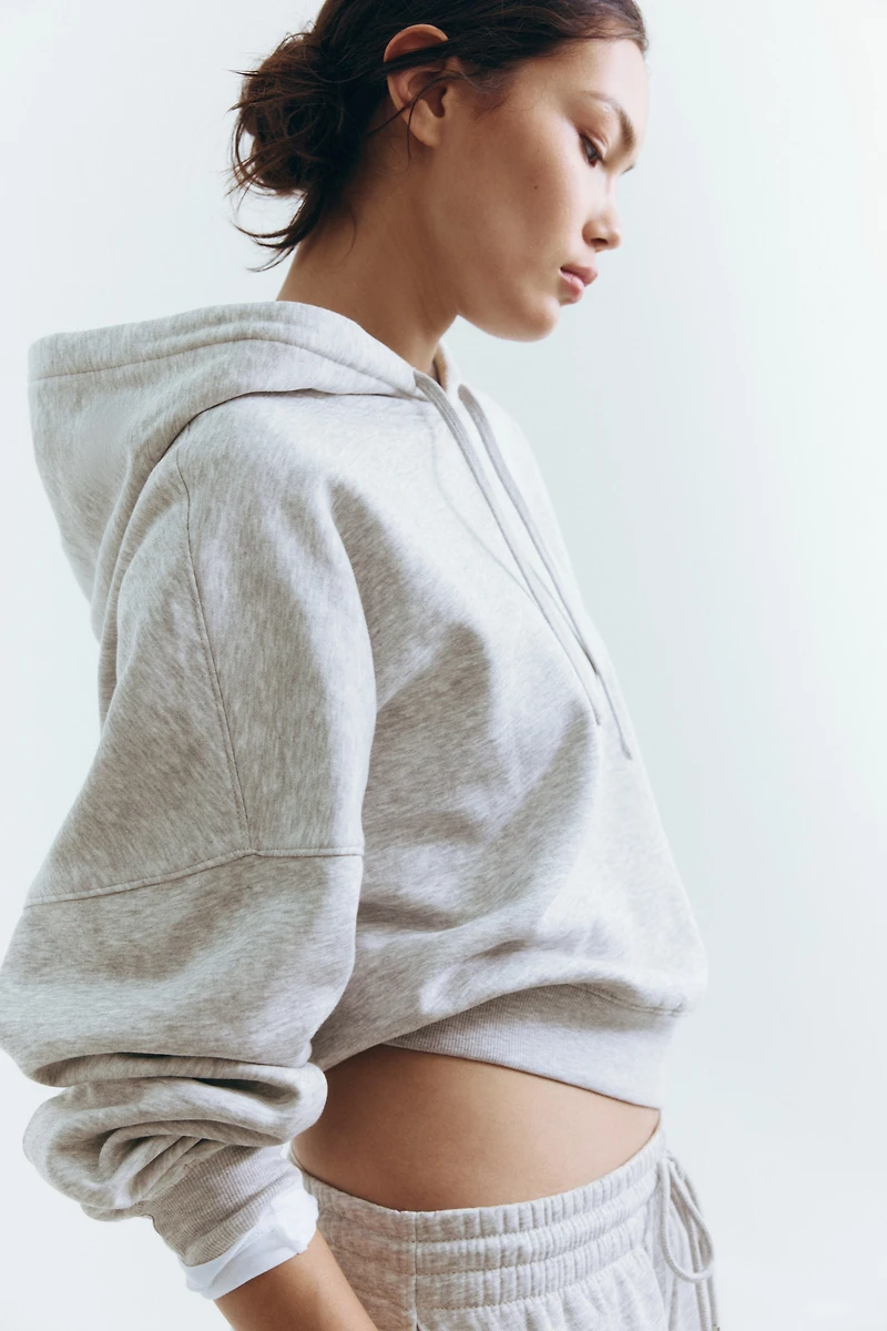 Chandail à capuchon