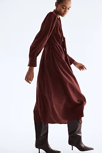 Robe chemisier avec col lavallière