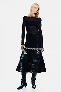 Top filet avec galons de perles fantaisie